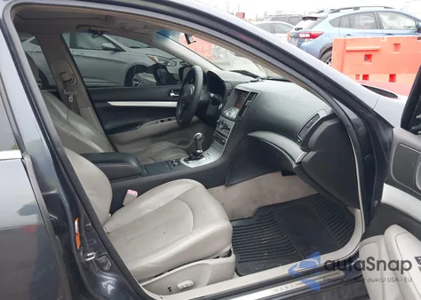 2009 Infiniti G37X from USA, damaged, VIN JNKCV61F39M051081